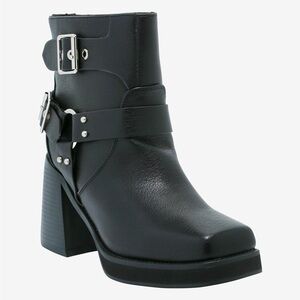 Azalea Wang “Scooter” Biker Faux Leather Motorcycle Boots 7